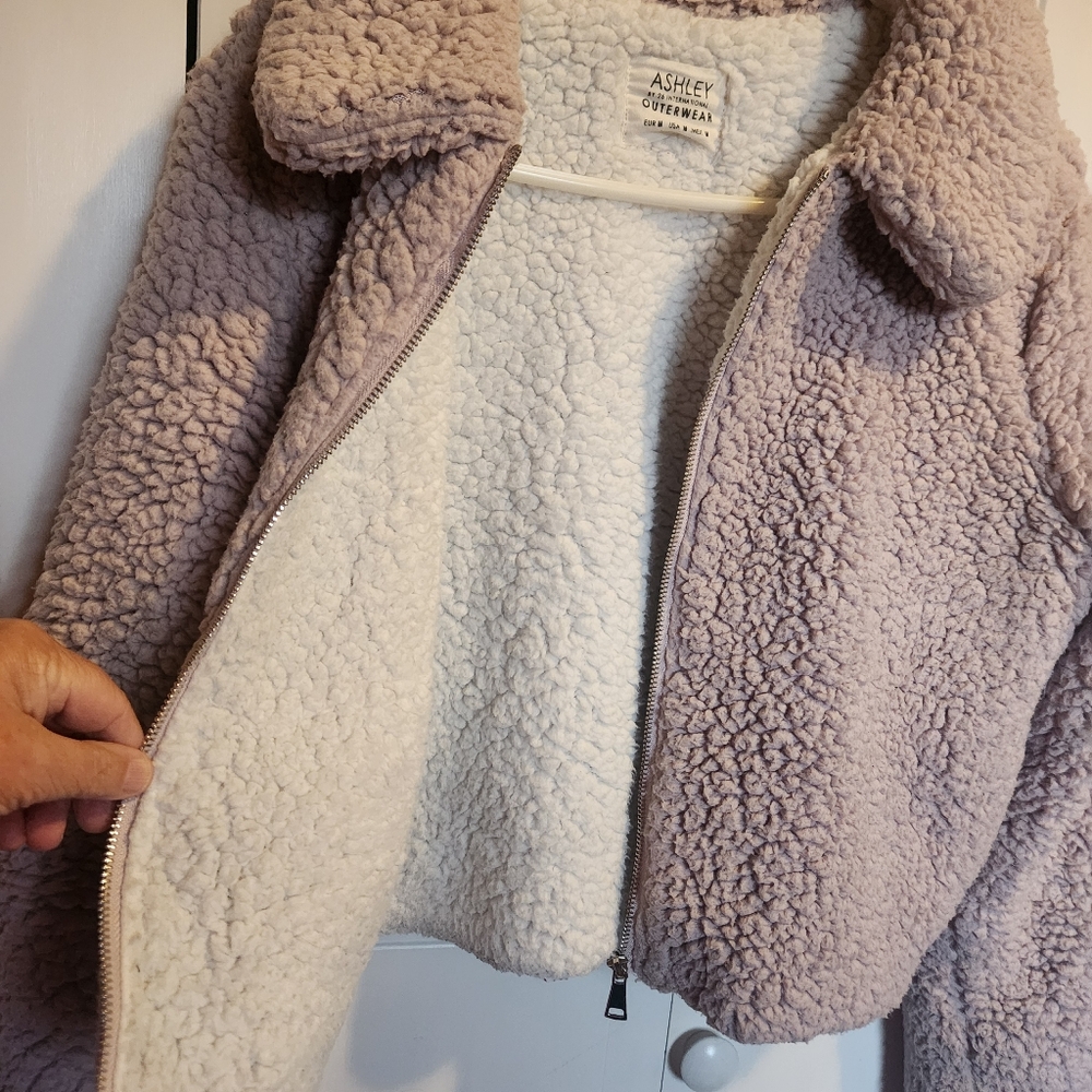 Ashley By 26 International Teddy Jacket in Light Pink- Size Medium - Picture 6 of 8